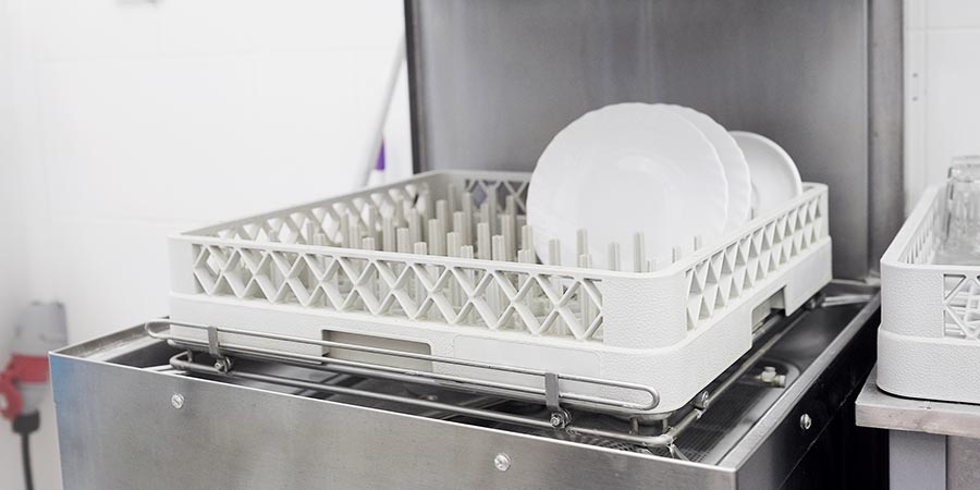 The Advantages of Purchasing a Commercial Dishwasher: Long-Term Ownership for Kitchen Success - Denson CFE