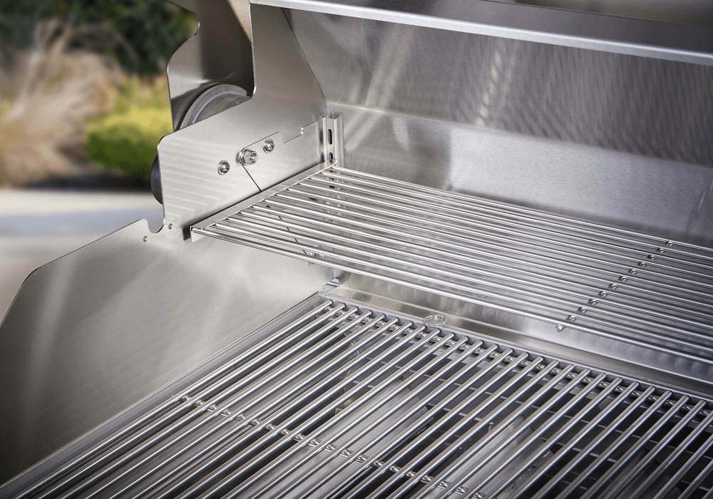 Crown Verity Canada Outdoor Cooking Equipment Each Crown Verity CV-MCB-60RDP 60" Propane Gas Mobile Outdoor Grill with 2 Roll Domes | Denson CFE