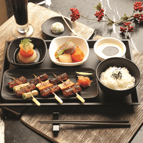 G.E.T. Enterprises Dinnerware Each G.E.T. JW1105-B Square Shallow Plate, 9 3/4 in Sq. x 2 1/4 in H., Zen, White - Melamine | Denson CFE