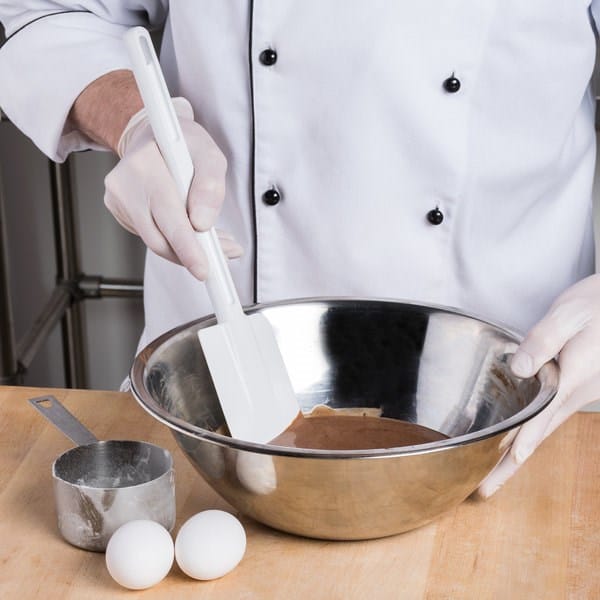 Rubbermaid Canada-MDS Smallwares Each Rubbermaid FG1905000000 13 1/2" Scraper Spatula - White, Dishwasher Safe, Clean-Rest Feature | Denson CFE